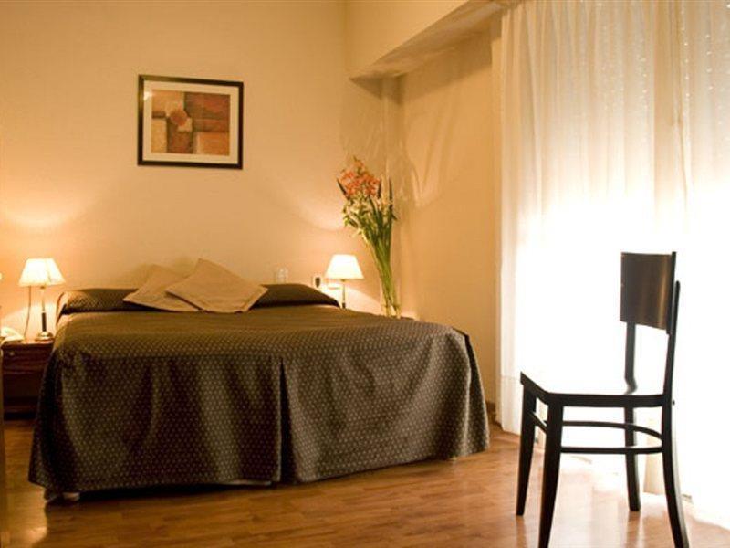 Viasui Hotel Buenos Aires Bagian luar foto