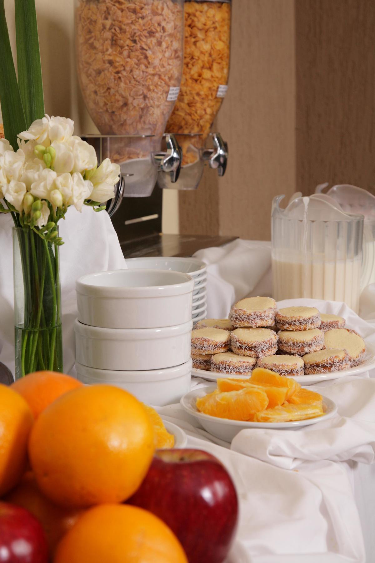 Viasui Hotel Buenos Aires Bagian luar foto